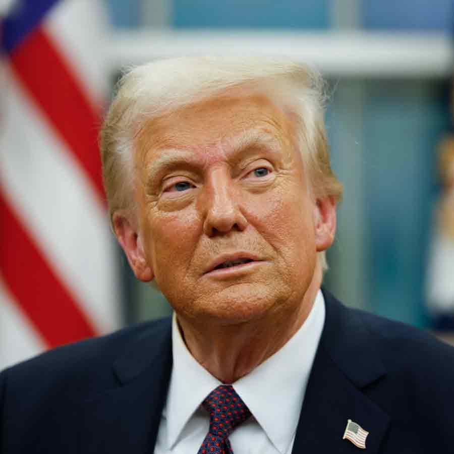 Iran hits Israel spy agency Mossad headquarter with undetectable missile, is considered a big setback for Tel Aviv