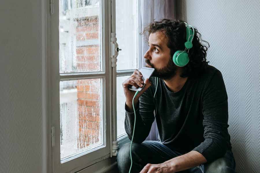 Music therapy is gaining popularity in Kolkata with experts highlighting its many benefits