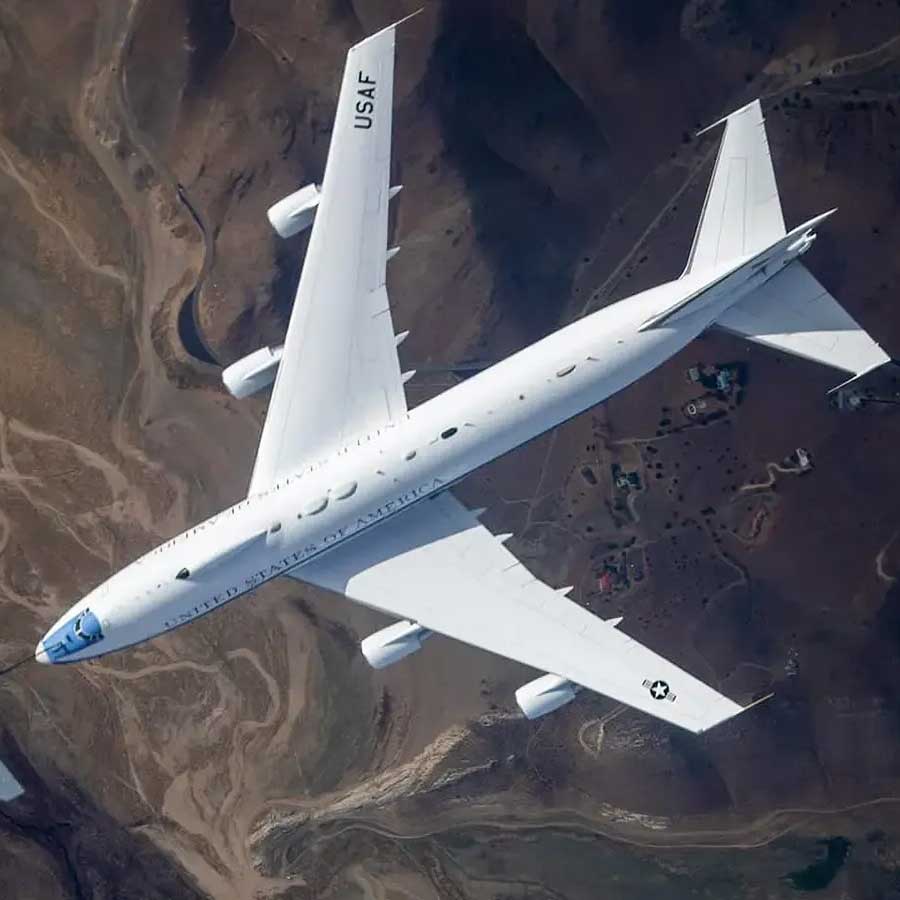 US air force landed nuclear war survival Doomsday Plane in Washington