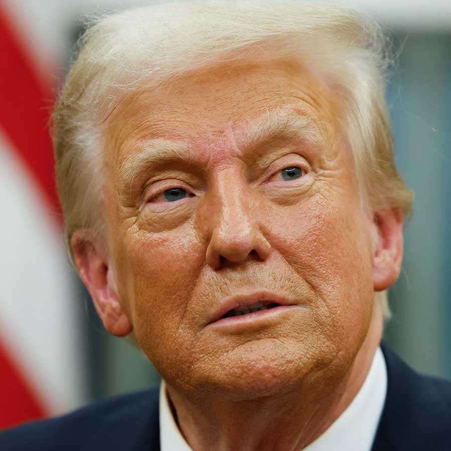 US air force landed nuclear war survival Doomsday Plane in Washington