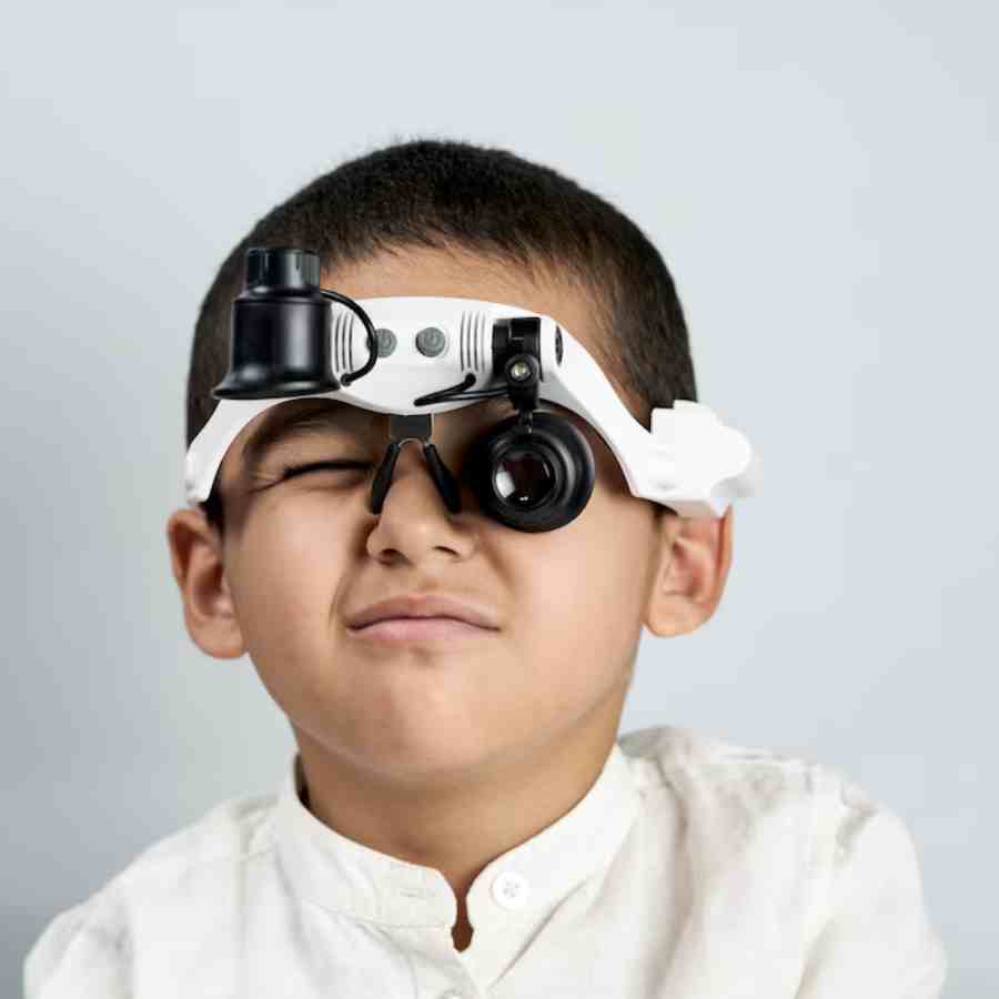 শিশুর ছানির নানা ধরন হয়, কোন বয়সে ছানি পড়ছে তার উপর নির্ভর করে।