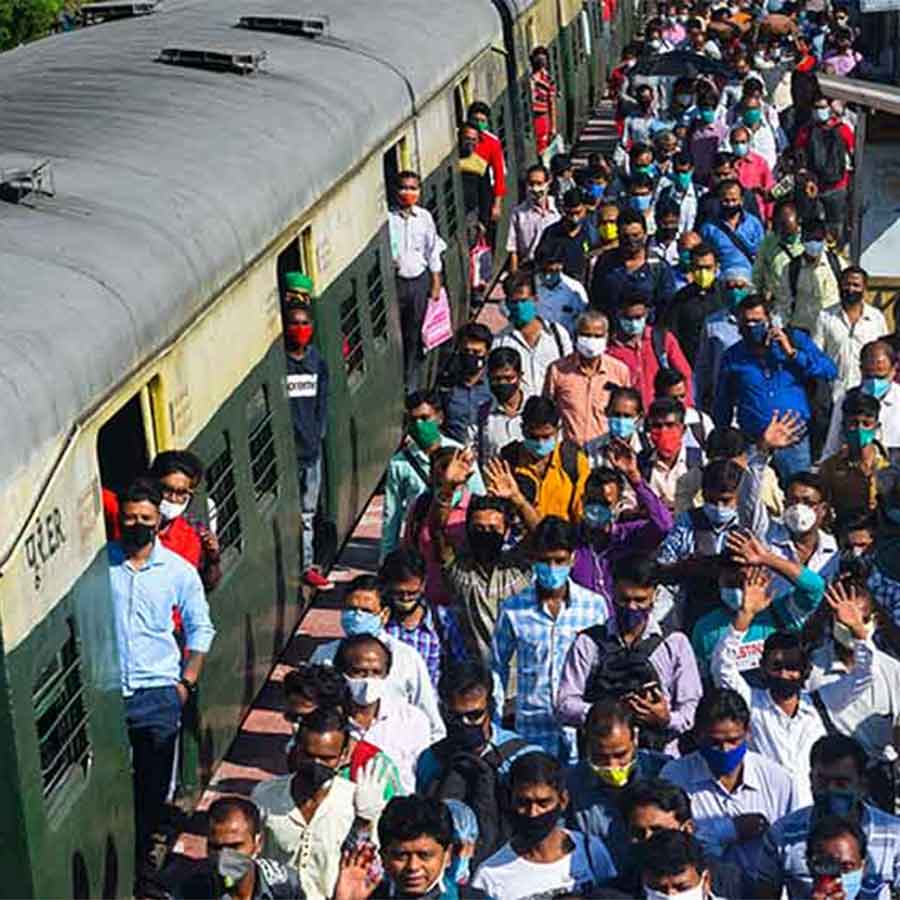 Indian Railways to take measures to reduce overcrowding at Dumdum and Bidhannagar Station