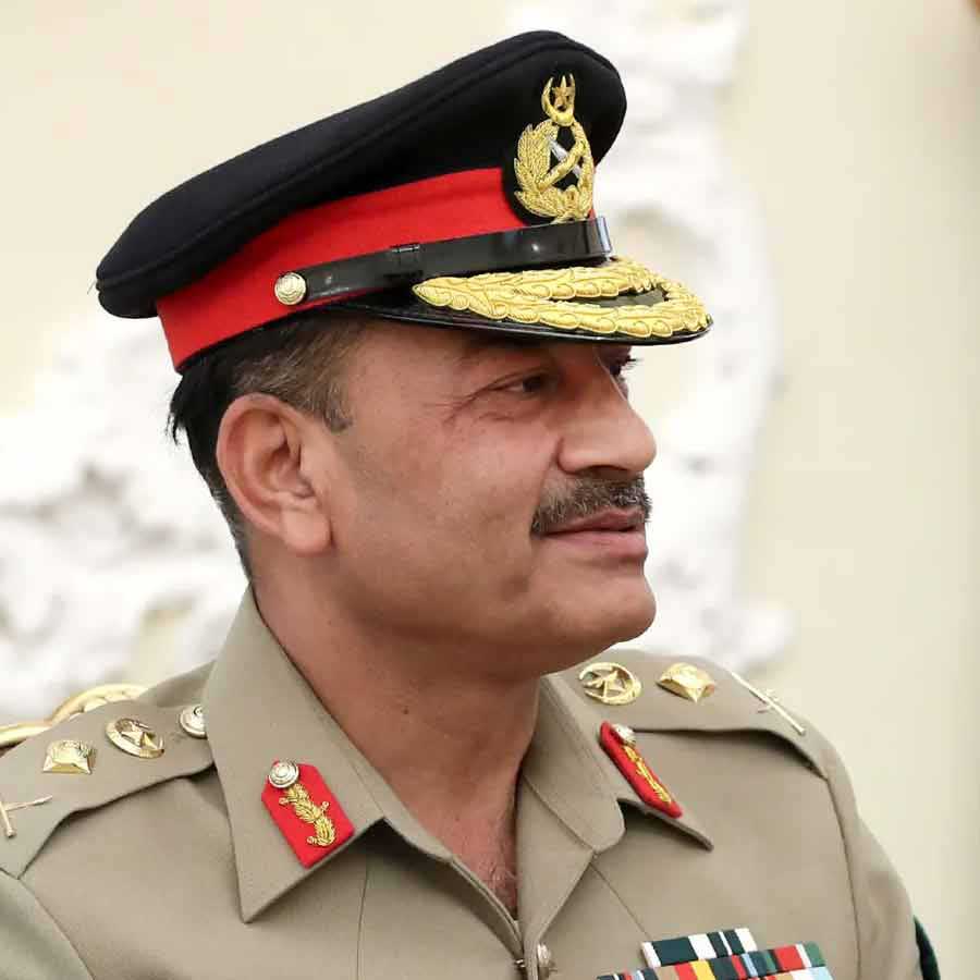 Pakistan Army Chief Asim Munir is used by Donald Trump amid US attack in Iran