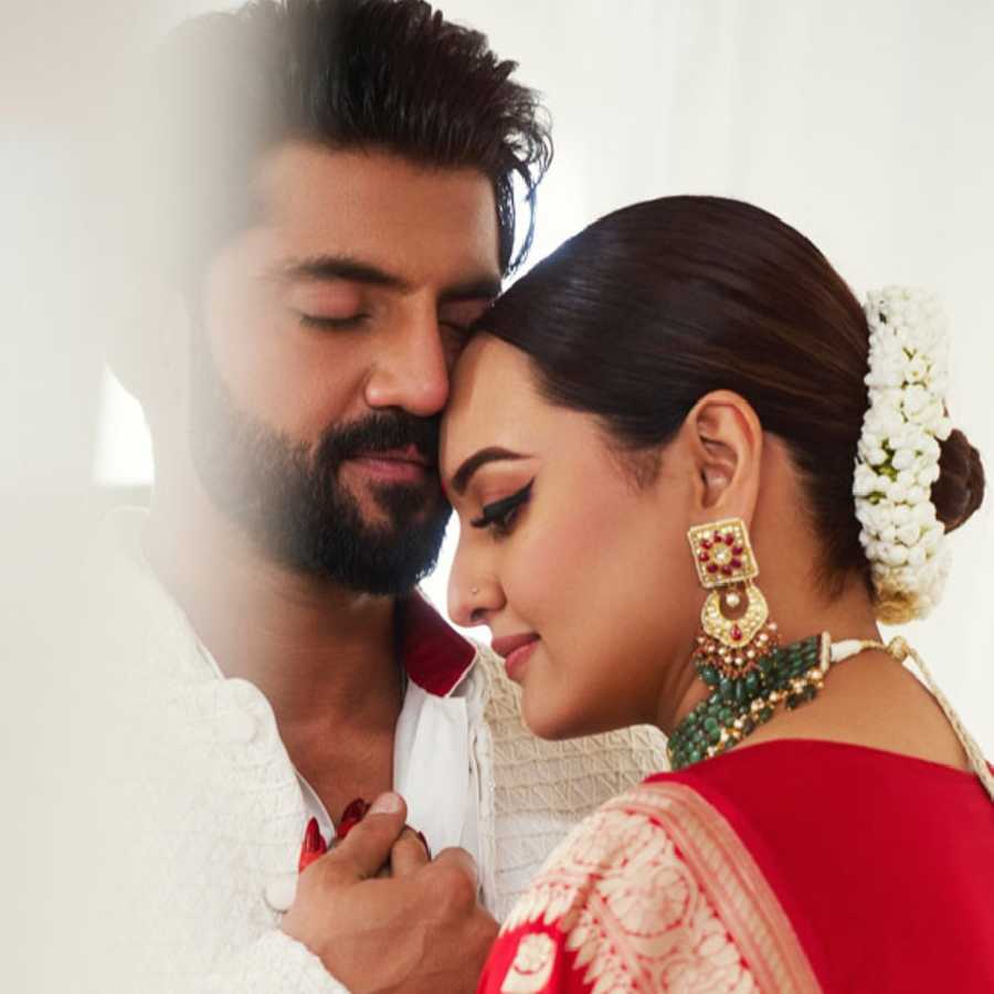 Actress Sonakshi Sinha has the sweetest message for her husband Zaheer Iqbal on marriage anniversary dgtl