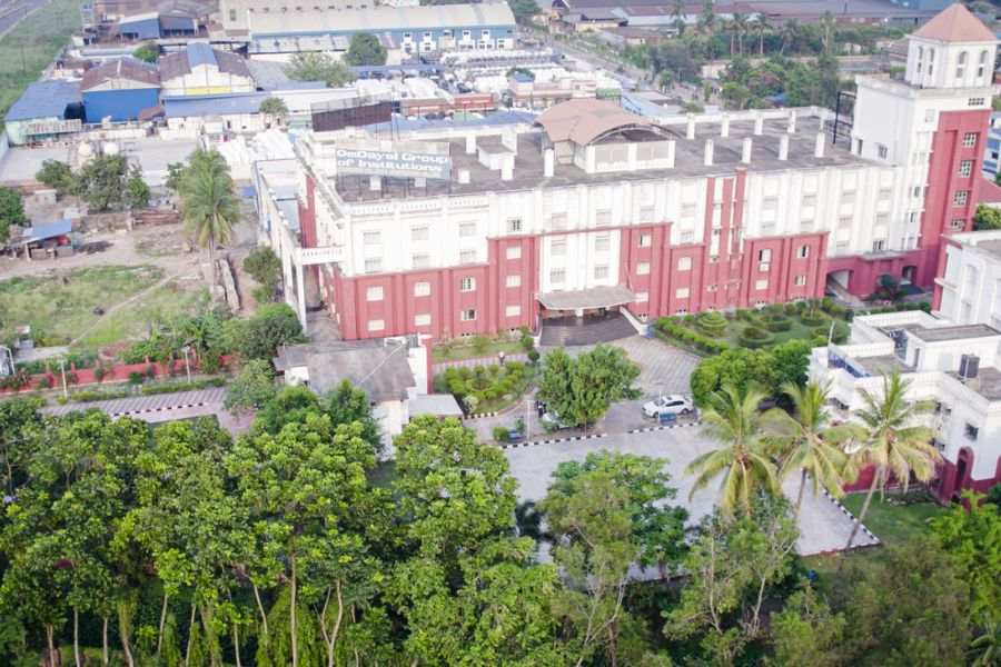 ‘ওমদয়াল গ্রুপ অফ ইনস্টিটিউশনস্’