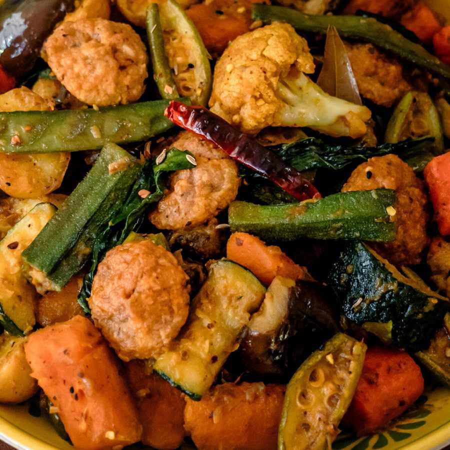A recipe made with 5 types of Seasonal vegetables cooked in Bengali Ghonto style with some twists dgtl
