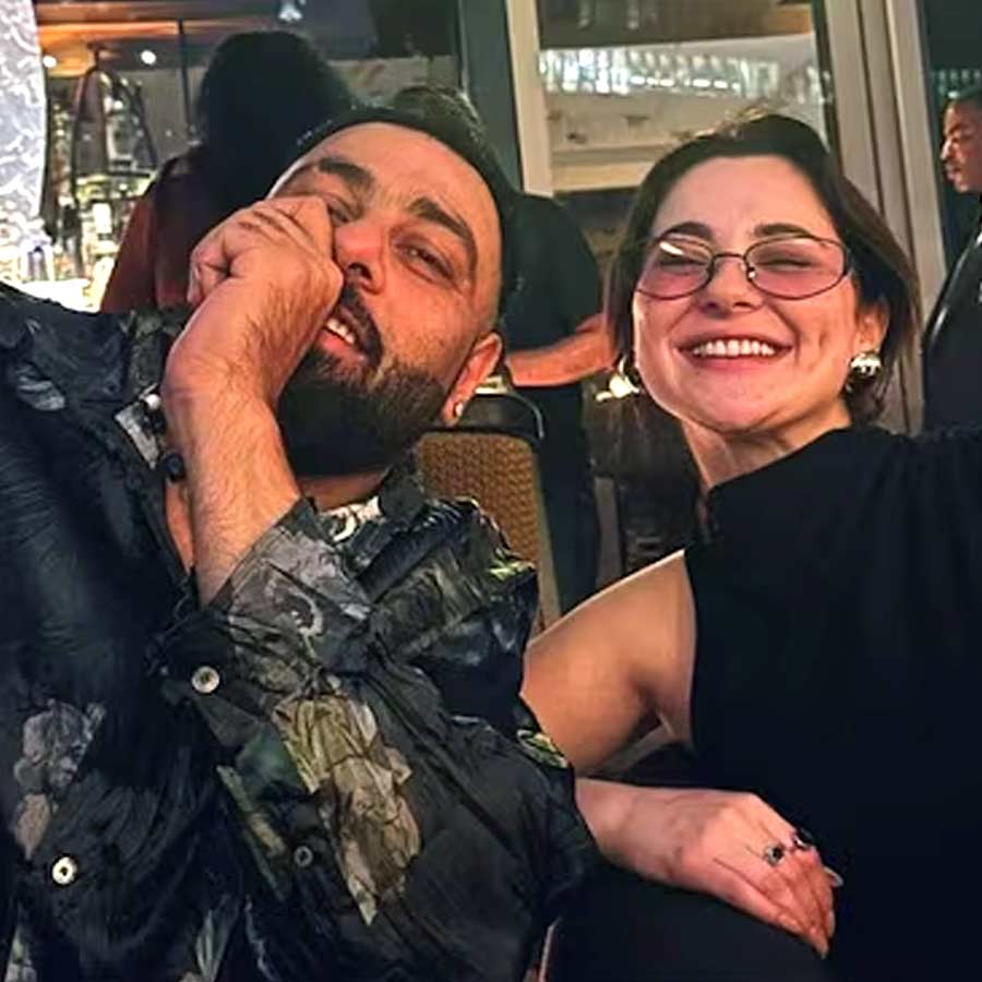 Hania Aamir with Badshah