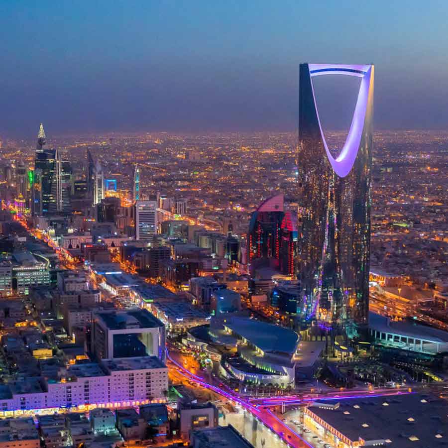 Indians live in UAE and Saudi Arabia sending money to their home after US entry in Iran-Israel war