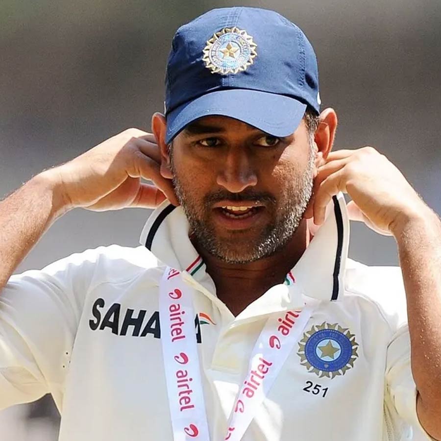 Statistical comparison between Mahendra Singh Dhoni and Rishabh Pant