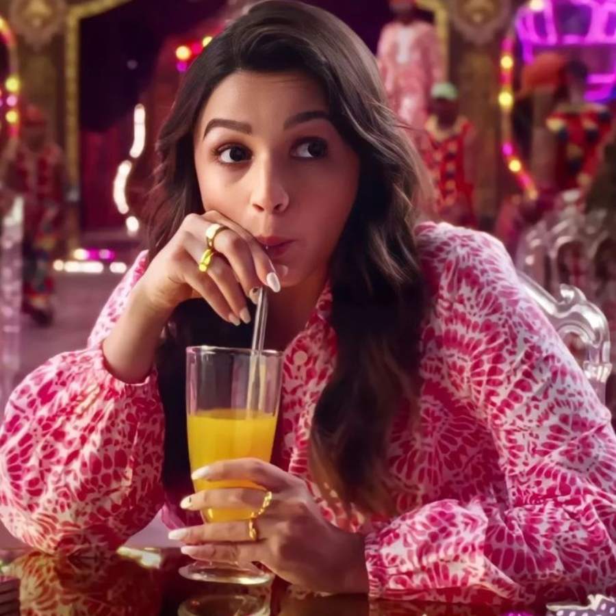 Fruit juice is poisoning you, says Alia Bhatt's Nutritionist dr Siddhant Bhargava dgtl