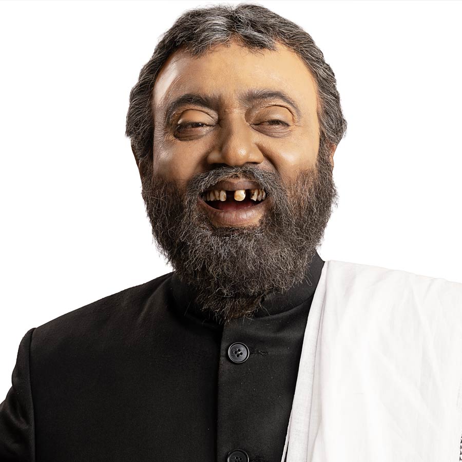 শ্রী রামকৃষ্ণের সাজে সাংসদ পার্থ ভৌমিক।