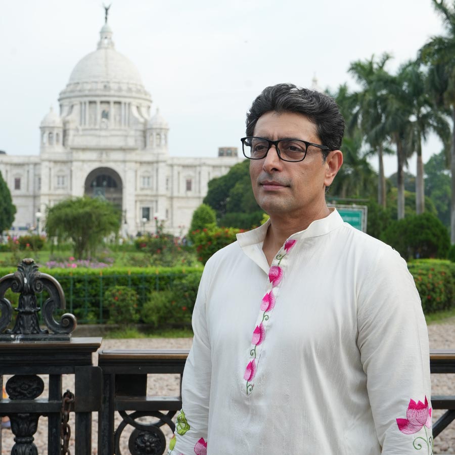 Indian actor and former model Priyanshu Chatterjee talks about his career, Tum Bin movie and Bengali film industry dgtl