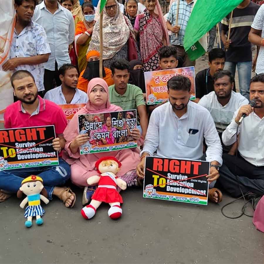 No mention of Kaligunj girl’s death in assembly, protests outside