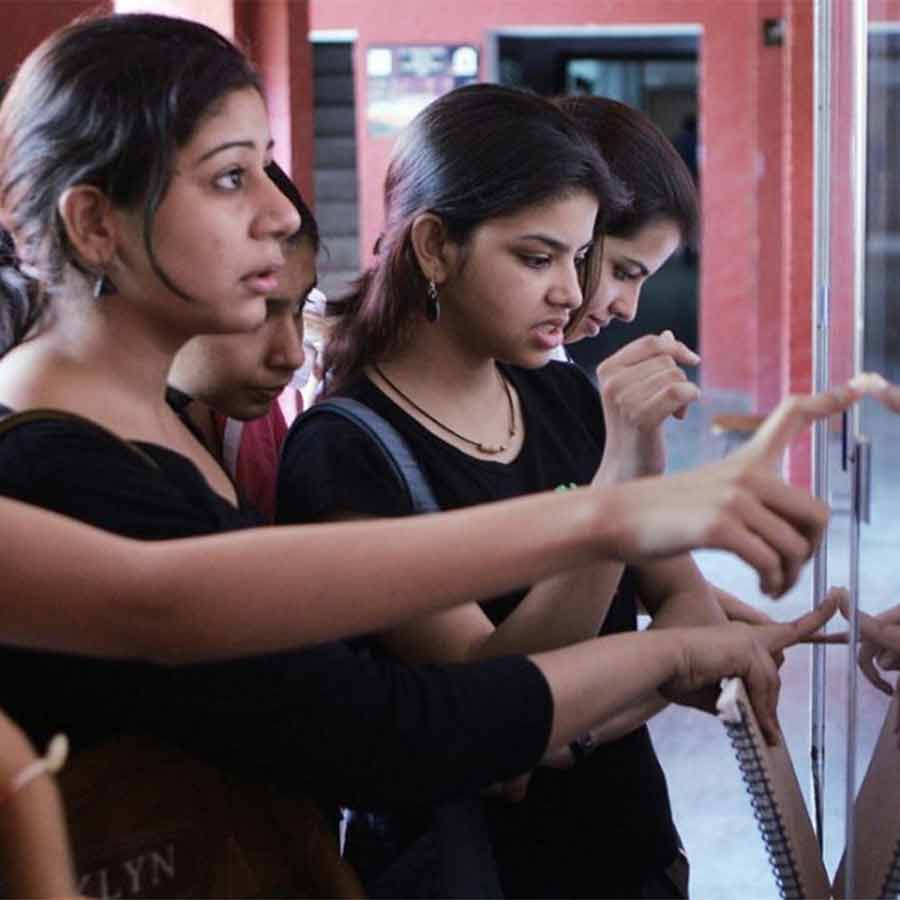 Many students are migrating to other states due to delay in publishing west bengal joint result