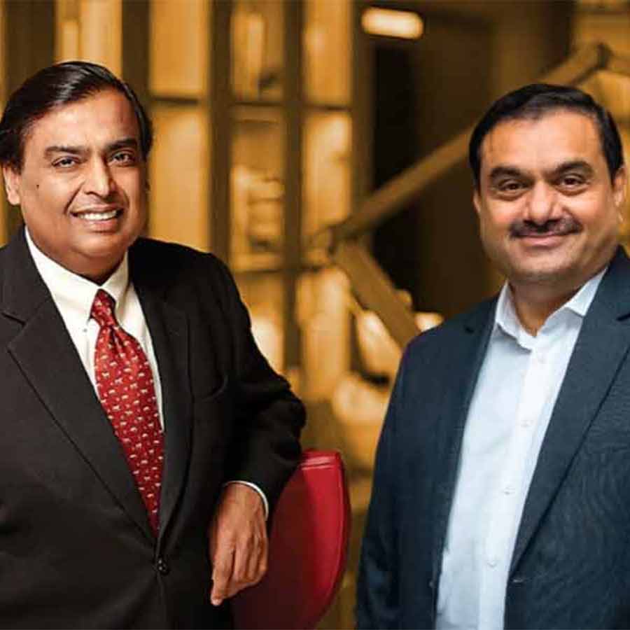 Ambani-Adani tie up for energy projects