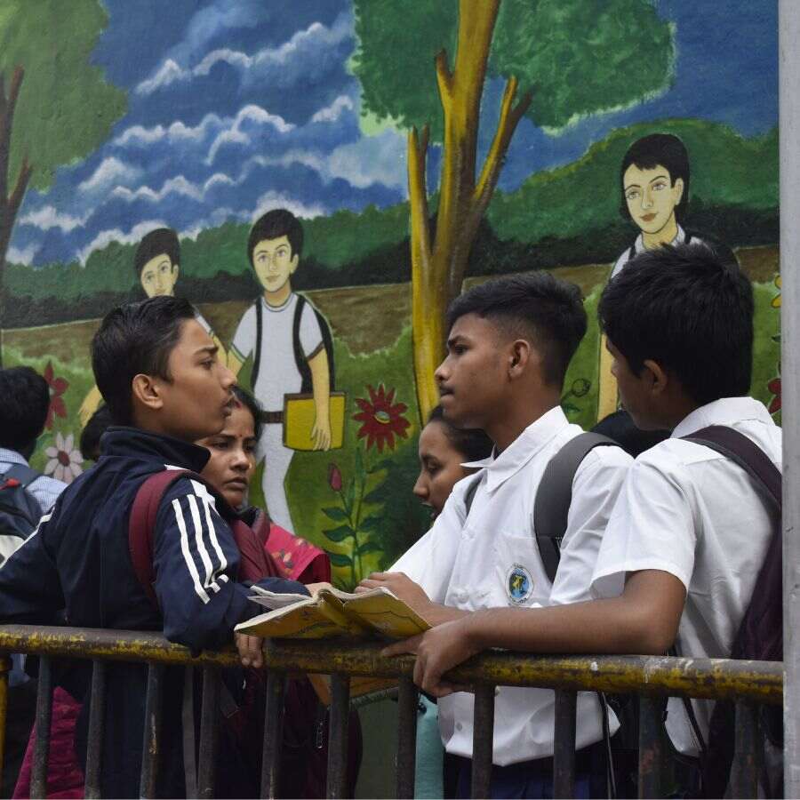 How to prepare for government jobs after secondary and higher secondary?