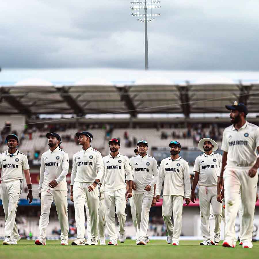 India Lost Against England In First Test dgtl