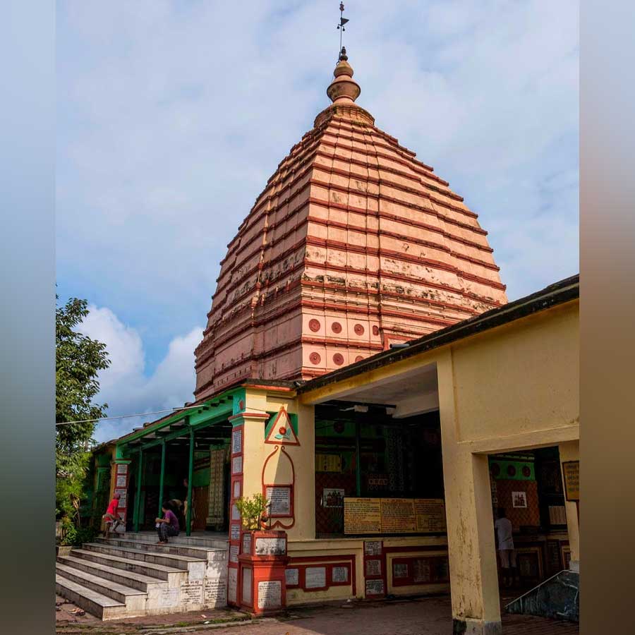  শ্রীরামপুর মাহেশের জগন্নাথ মন্দির।