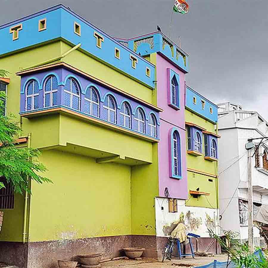 TMC Leader accused for Kaliganj incident is Missing
