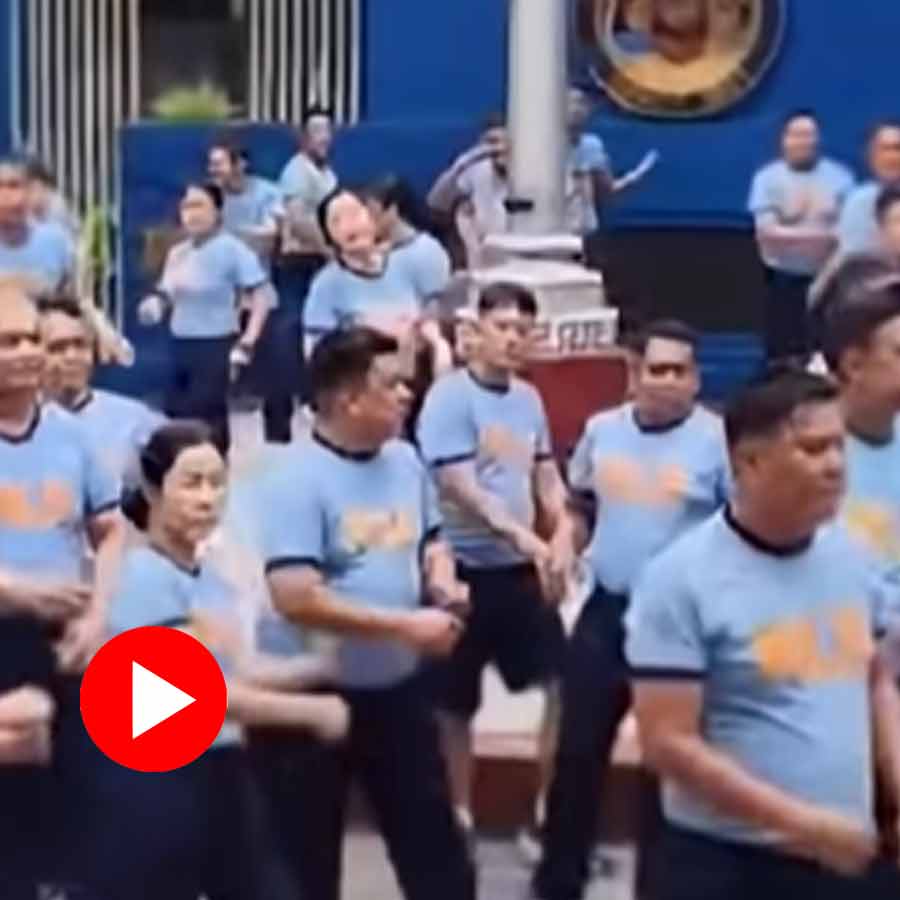 Video of Philippines police doing zumba sessions because they are being told to lose job or weight dgtl
