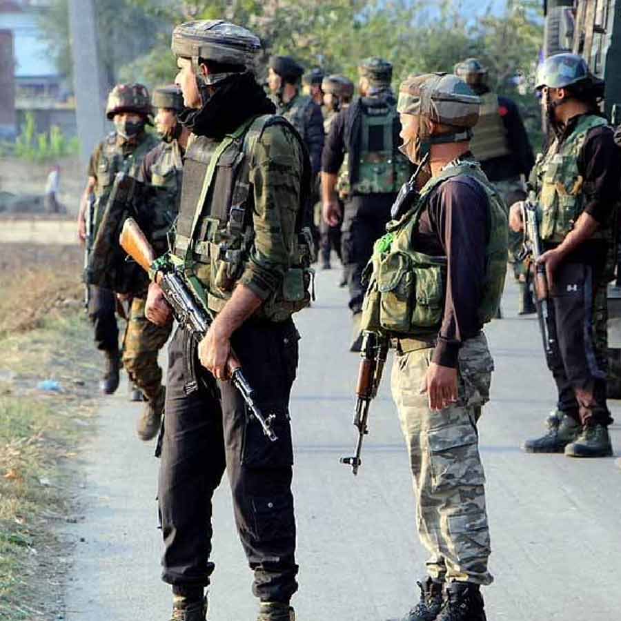 Search operation underway to find out the JeM terrorists in Jammu dgtl