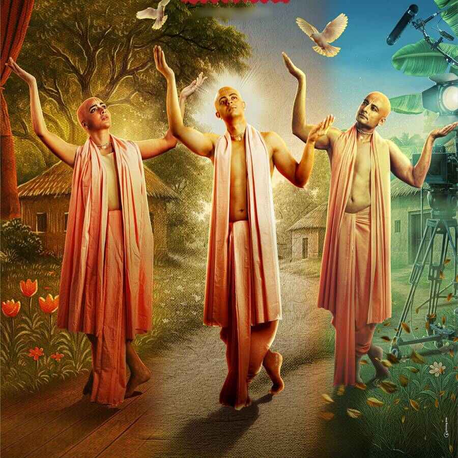 রথযাত্রায় প্রকাশ্যে ‘লহ গৌরাঙ্গের নাম রে’র পোস্টার।