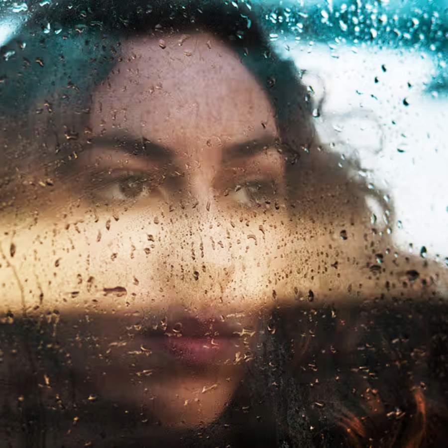 5 exercises you can do seating in your desk to beat the monsoon blues dgtl