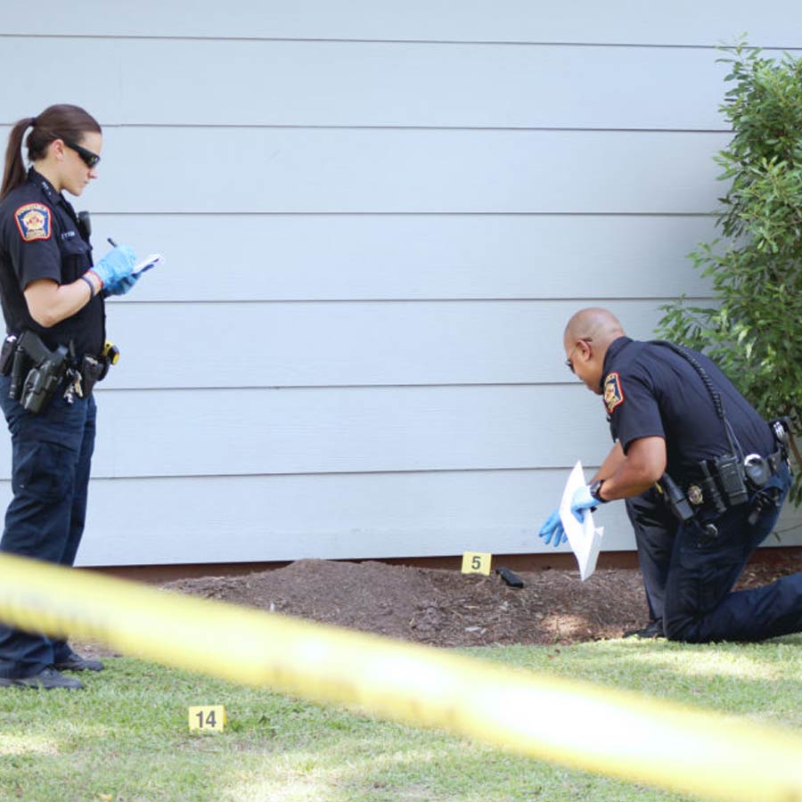 পুলিশ তদন্তে নেমে জানতে পারে যে, ২৪ ফেব্রুয়ারি বাড়ি থেকে বেরিয়ে গিয়েছিলেন নাওউকি। বাড়ি থেকে বেরোনোর আগে নাওউকি তাঁর বাবার সঙ্গে দেখা করেছিলেন। তিনি যে বেশ কিছু ক্ষণ বাড়িতে ফিরবেন না তা-ও জানিয়েছিলেন। কিন্তু আর বাড়িই ফেরেননি নাওউকি।   