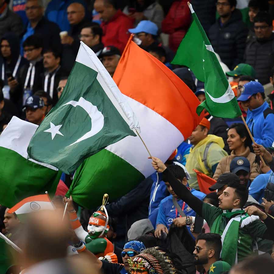 india and pakistan fans