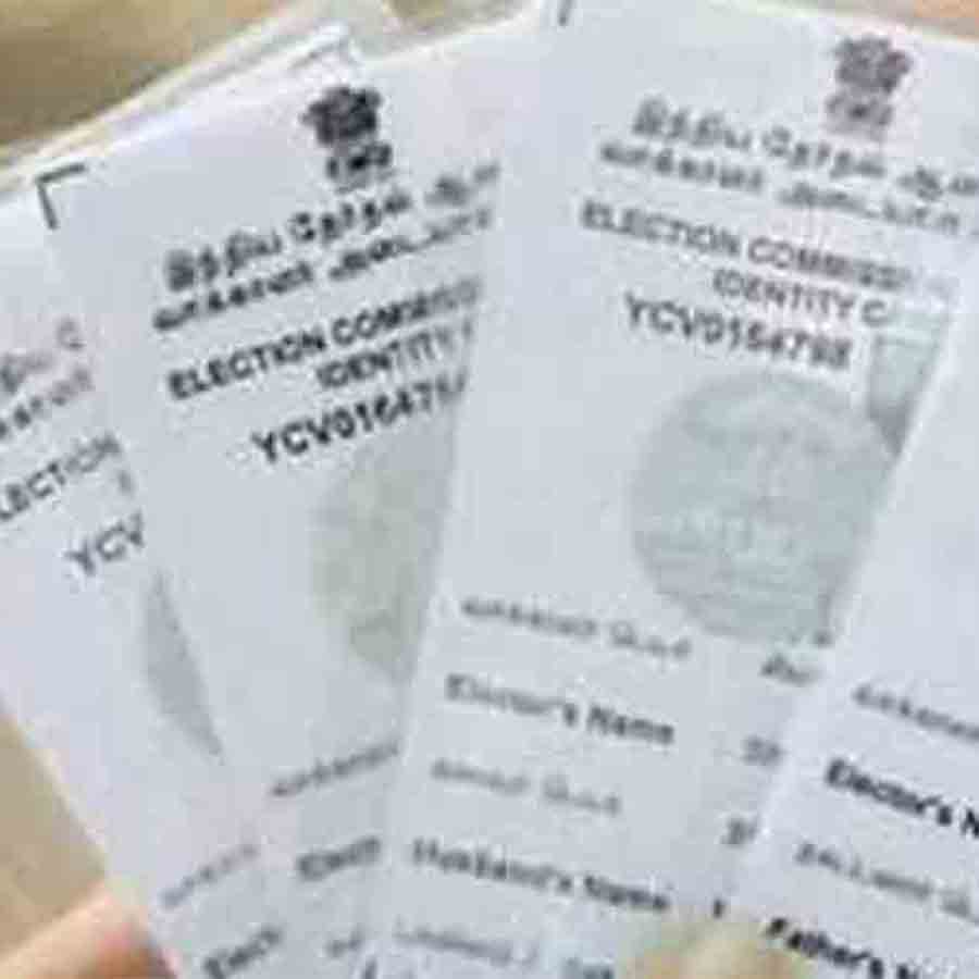 From now on, Aadhaar card will not be accepted as a valid document for age correction on voter cards