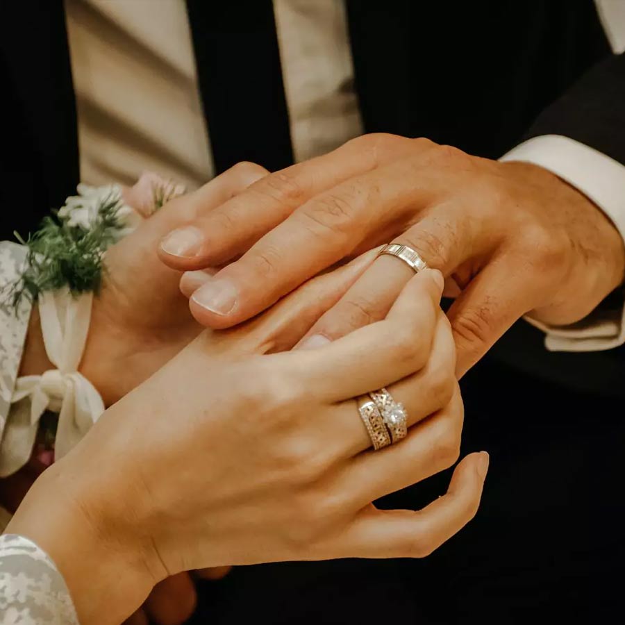 Woman from China marries son’s friend and become pregnant in 50 again