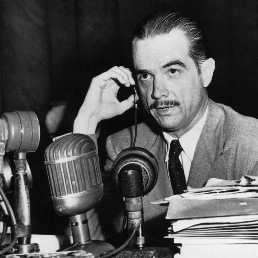 All need to know about American billionaire Inventor Howard Hughes