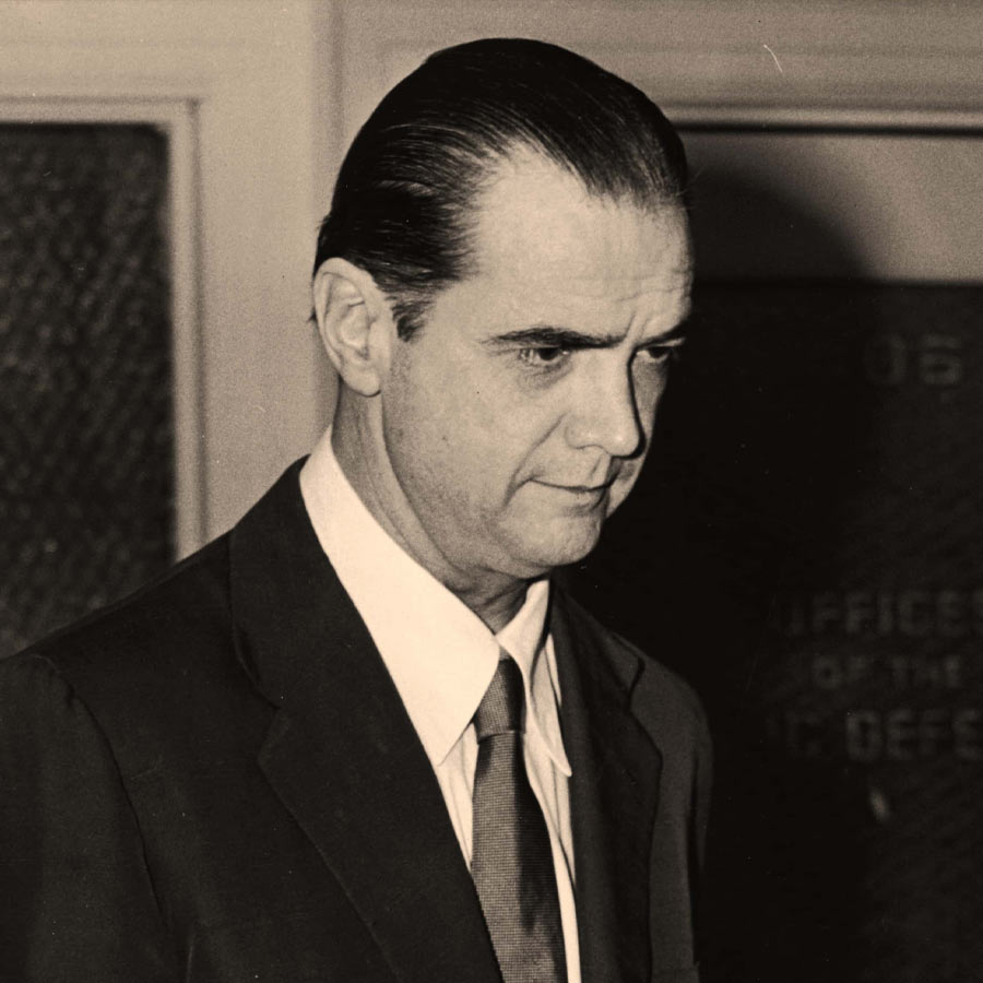 All need to know about American billionaire Inventor Howard Hughes