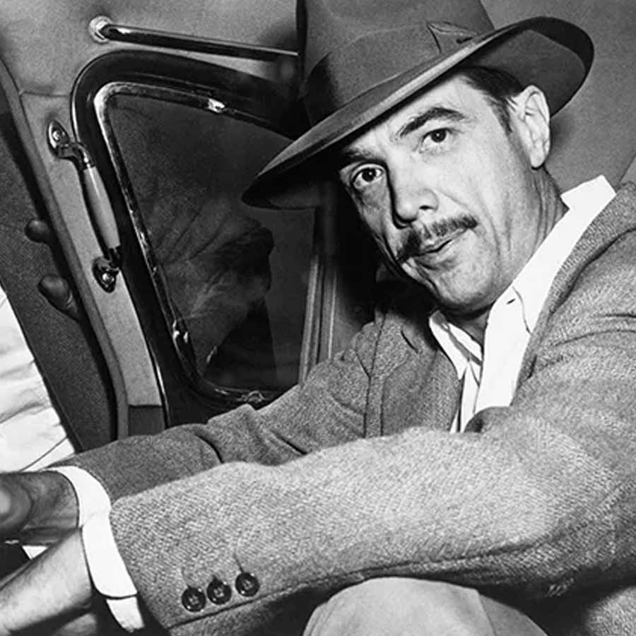All need to know about American billionaire Inventor Howard Hughes