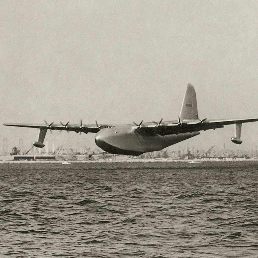 All need to know about American billionaire Inventor Howard Hughes