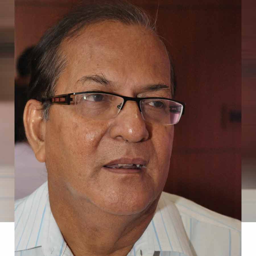 Those who have taken Professor Chittavrata Palit's classes know that no one can be a good professor without passion