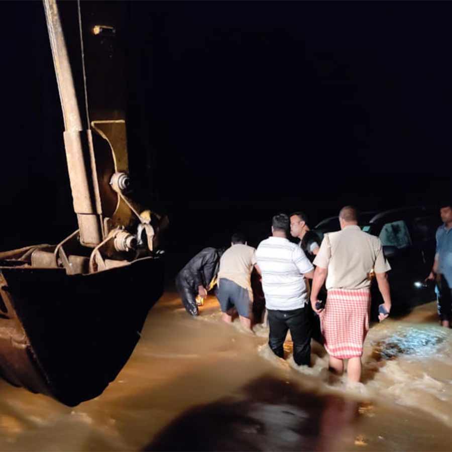 Several villages of Jhargram district flooded due to heavy rainfall