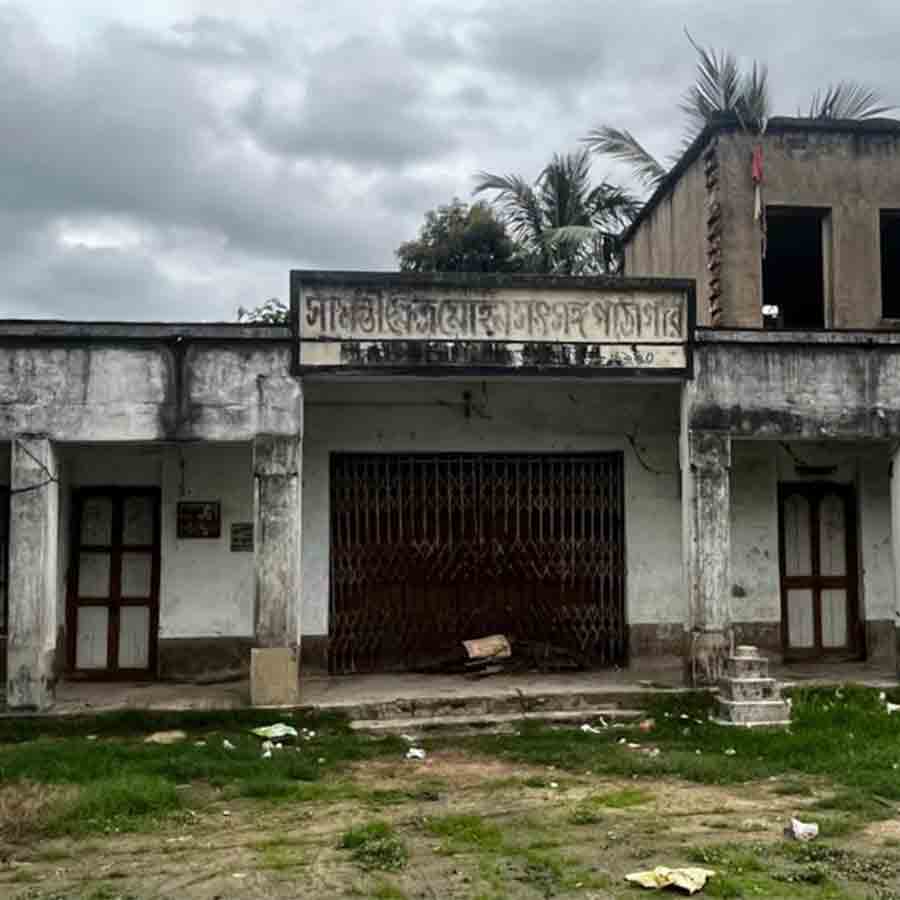 A library of Panchla is shut down for three years