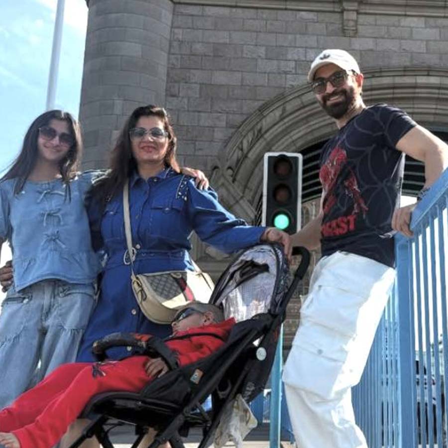 Actor Jeet shares a video where he seen spending quality time with family dgtl