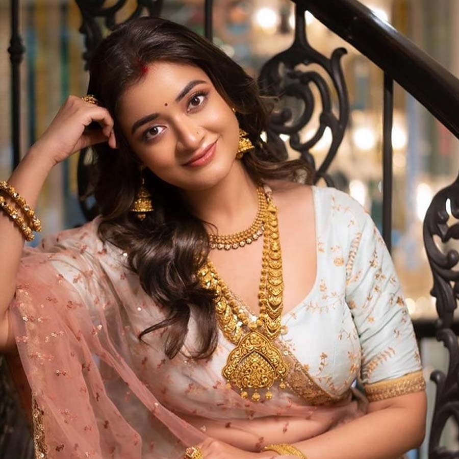 Actress Sriparna Roy explains why she chose supporting character in upcoming serial Lokkhi Jhanpi