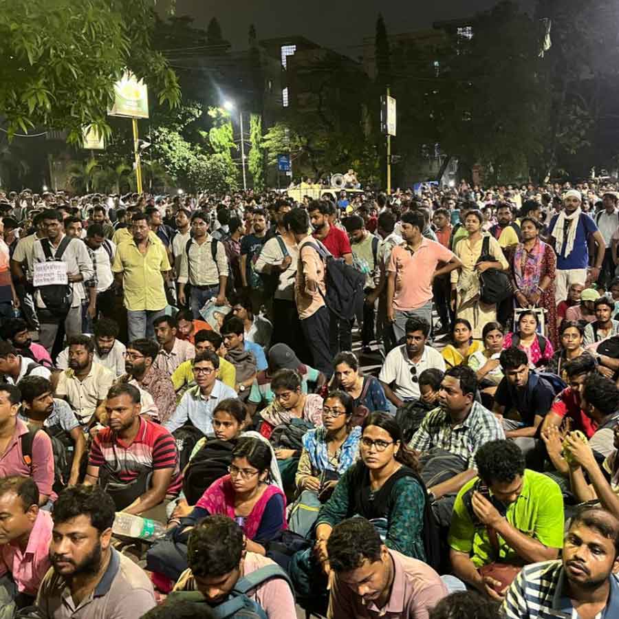 West Bengal Begins Process to Reinstate Dismissed Teachers into Their old Jobs dgtl