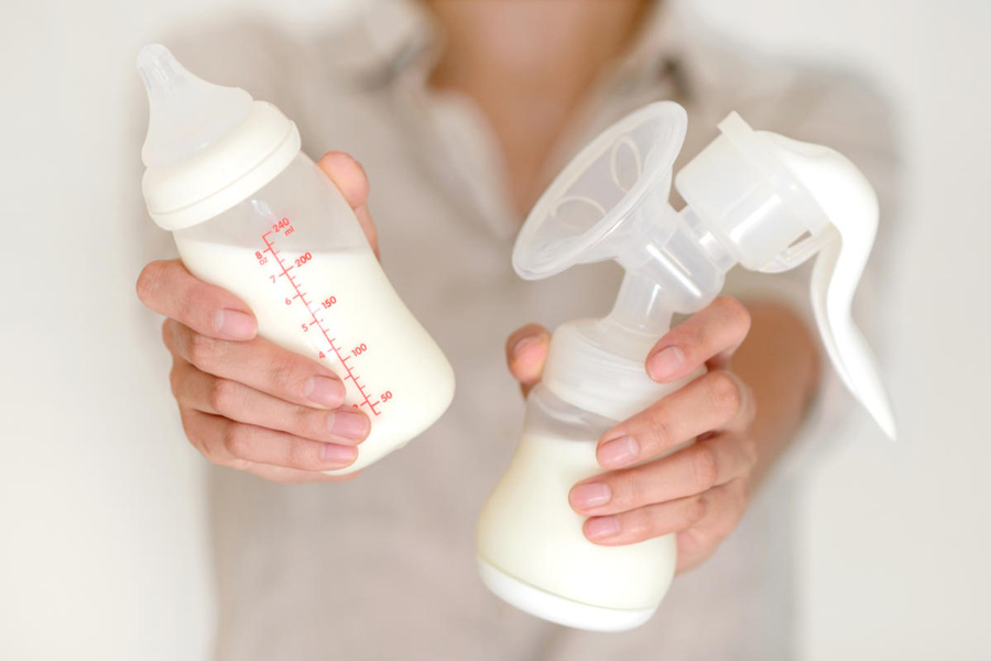 Tips and advice for pumping and storing of breast milk