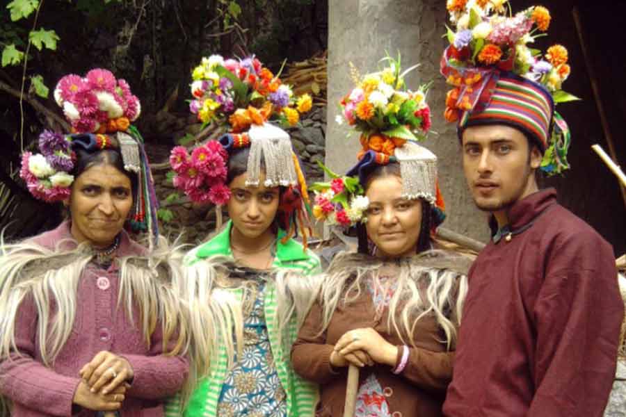 European women travel to ladakh to get impregnated