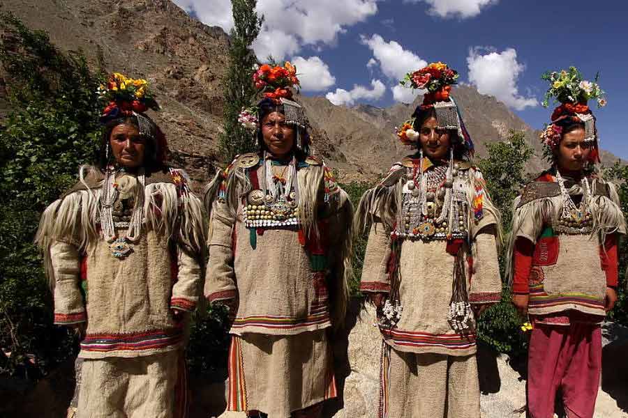 European women travel to ladakh to get impregnated