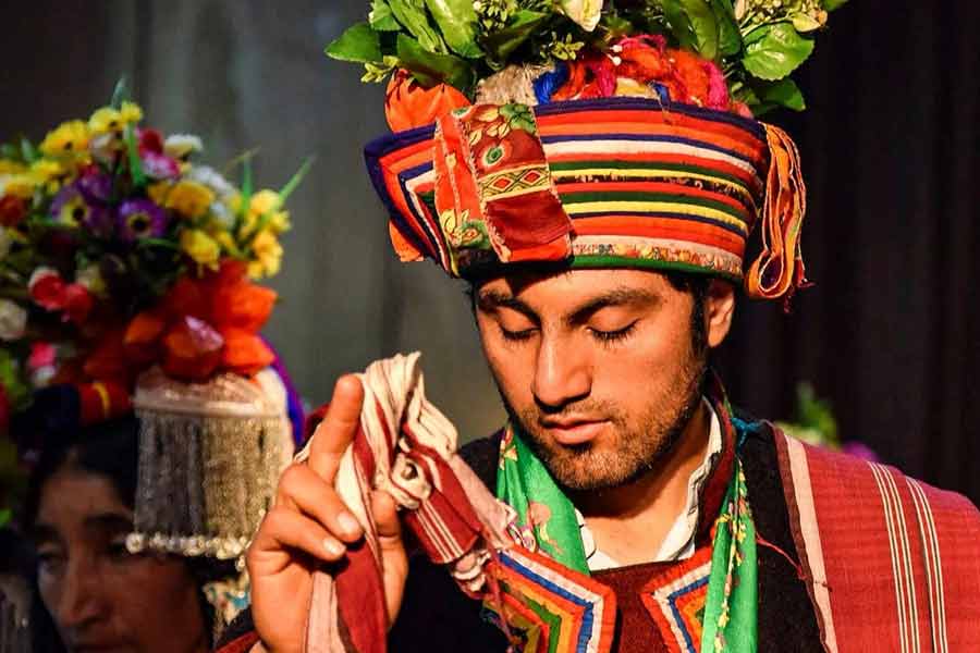 European women travel to ladakh to get impregnated