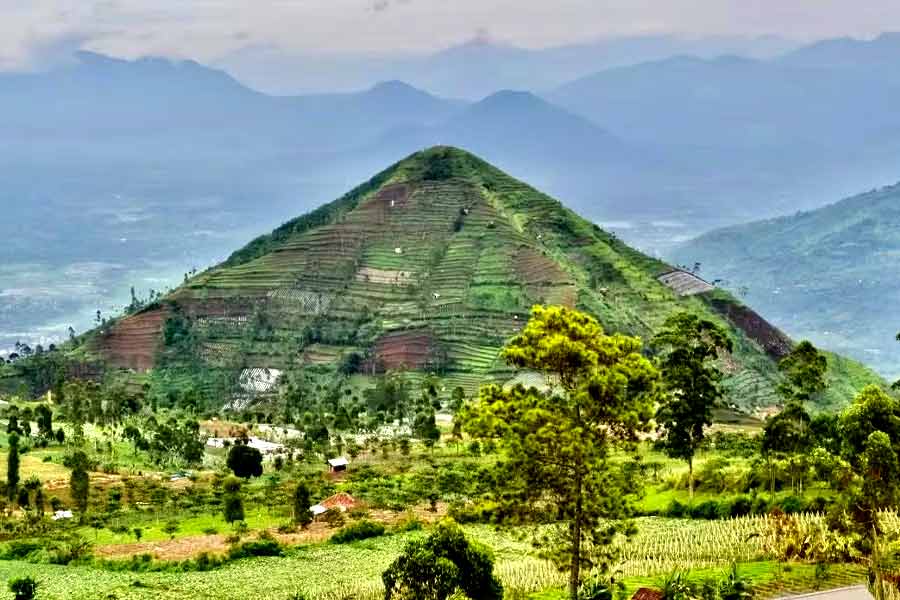 Gunung Padang pyramid in Indonesia