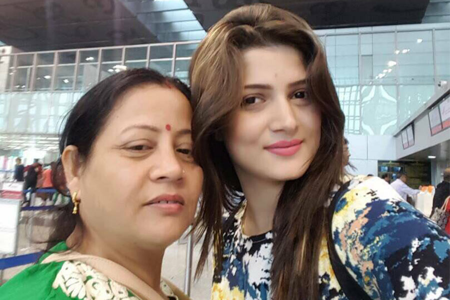 Srabanti Chatterjee talks about her love life, parents, controversies, bad touch and life lessons dgtl