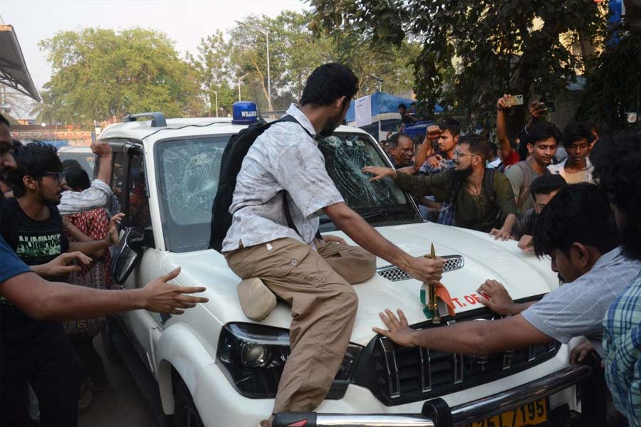 Political heat rises over ‘run over’ incident, TMC warns of capturing JU