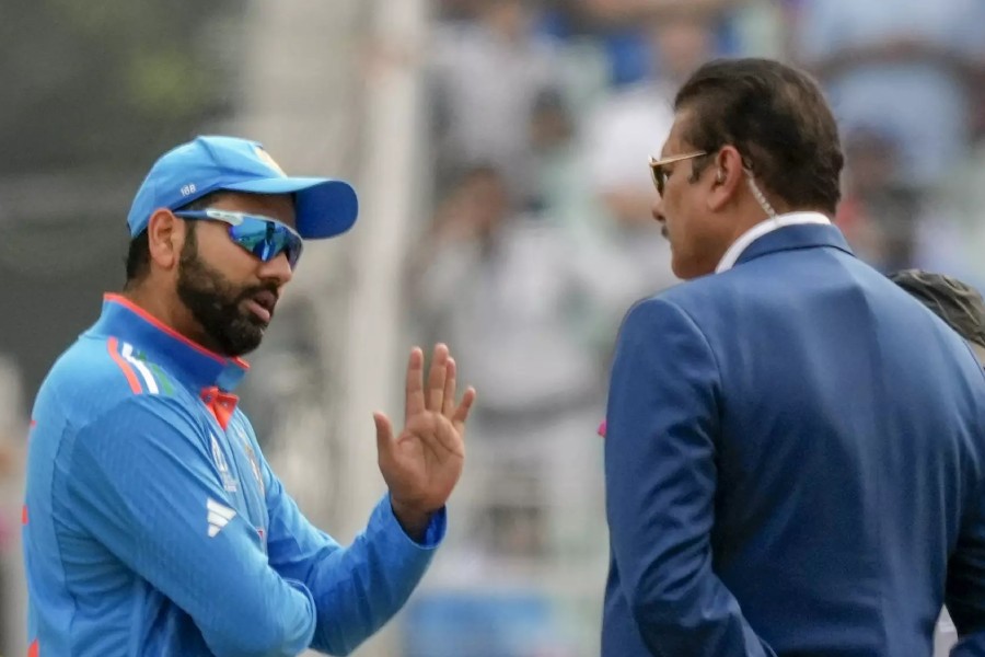 Picture of Rohit Sharma and Ravi Shastri