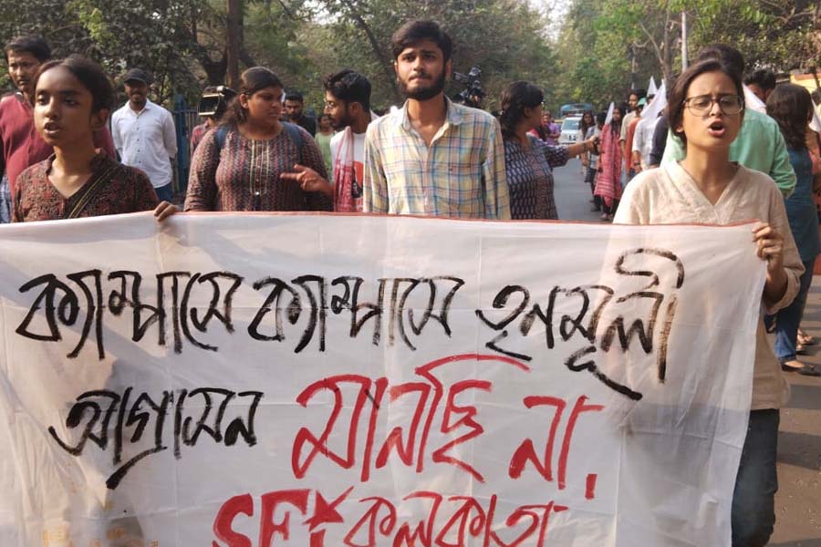 Watch Video: The Birth Of  Hok Kolorob And Why Jadavpur Is In News And Debate dgtl